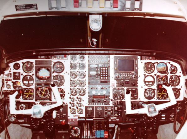 Image of a Piper Cheyenne classic instrument panel
