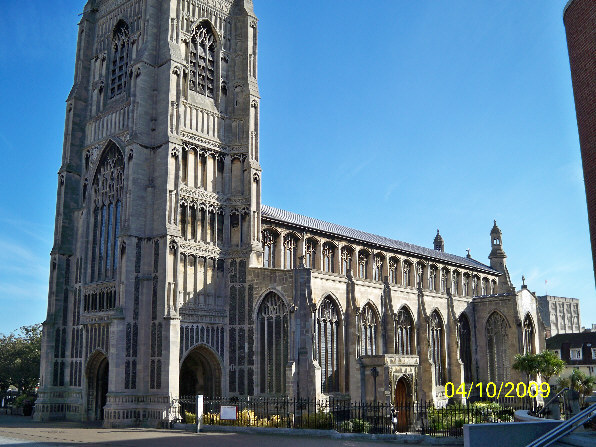 Image of the Market Church and Norwich Castle