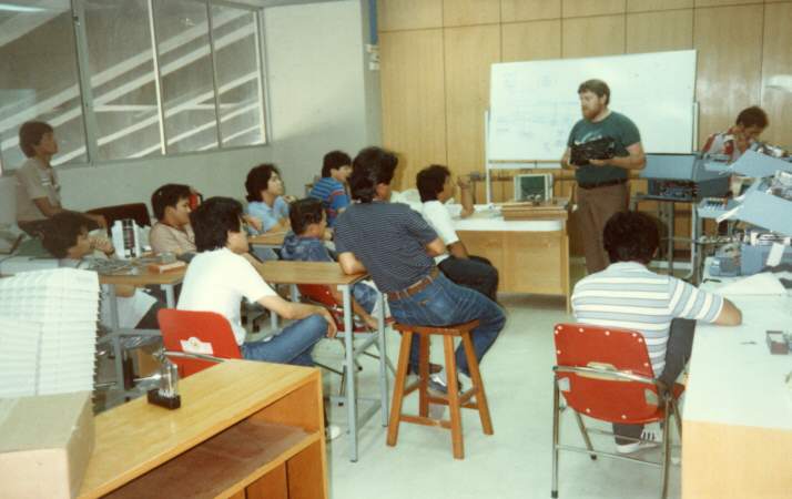 Image of Peter Training the Technicians and Engineers